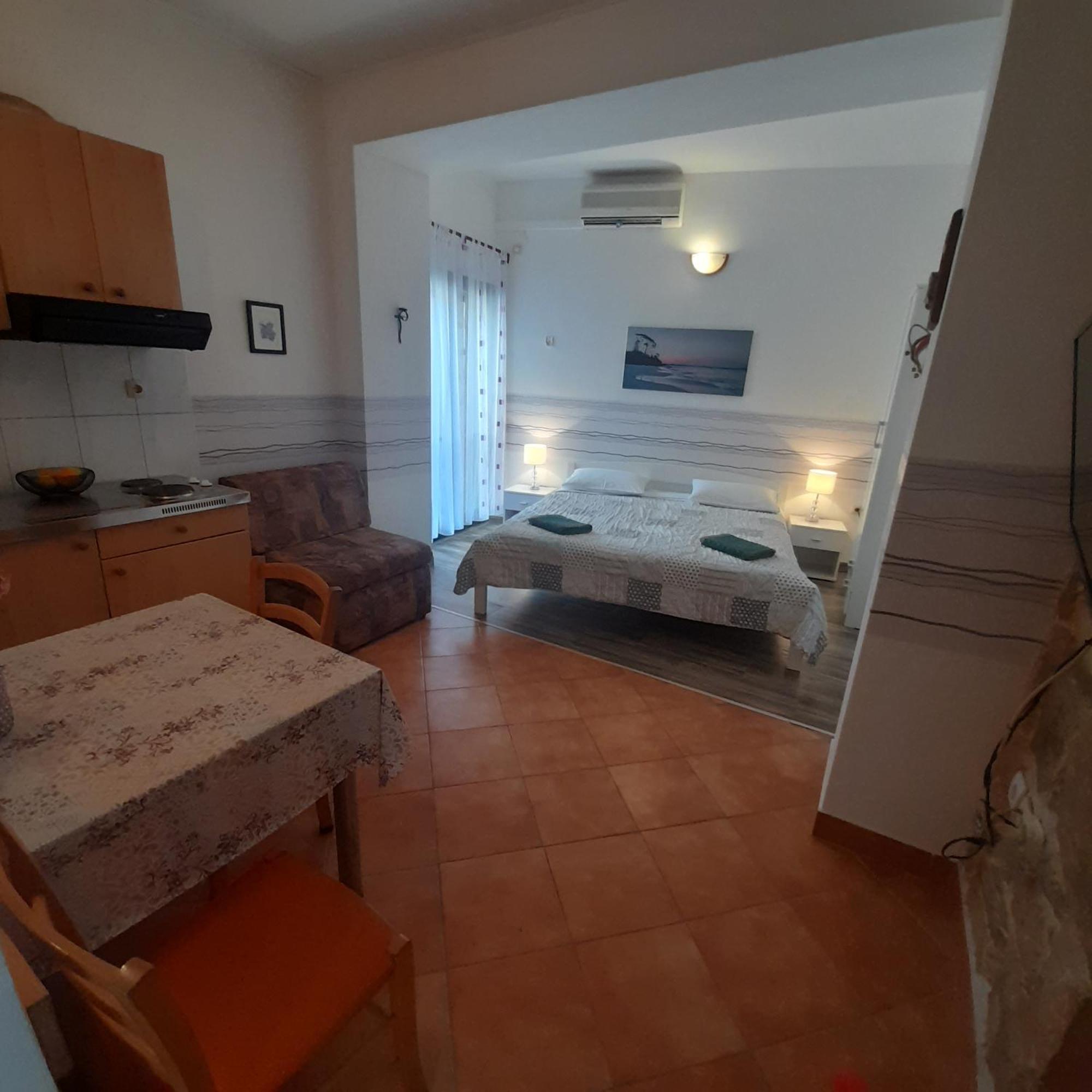 Beach Pearl 1 Jesenice  Dış mekan fotoğraf